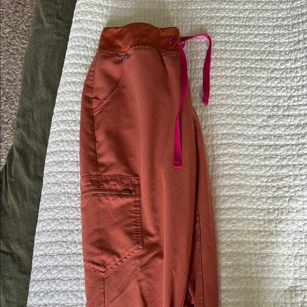 Figs Women's Scrub Pants in Rust with Pink Drawstring
